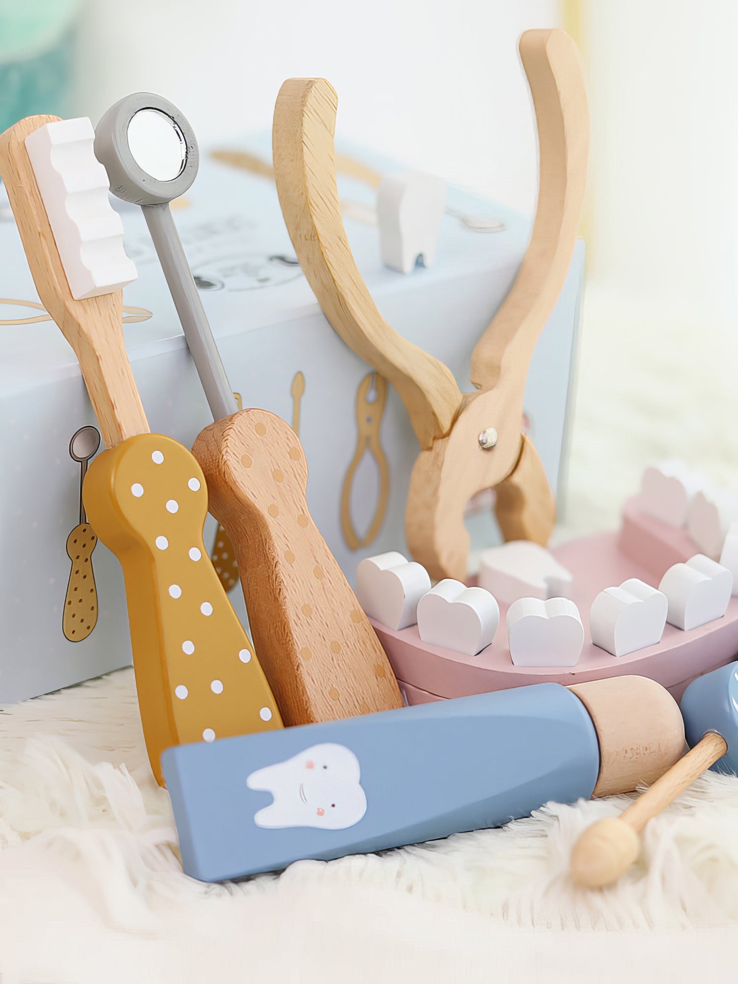 TÜRKİYEYE GÖNDERİMİ YOKTUR /Montessori Ahşap Dişçi Seti – Eğitici Diş Hekimi Oyuncak Seti (Ahşap Malzeme, 3 Yaş+)