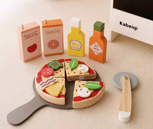Montessori Ahşap Pizza Seti – Soslar, Meyve Suyu ve Dilimleyici Dahil