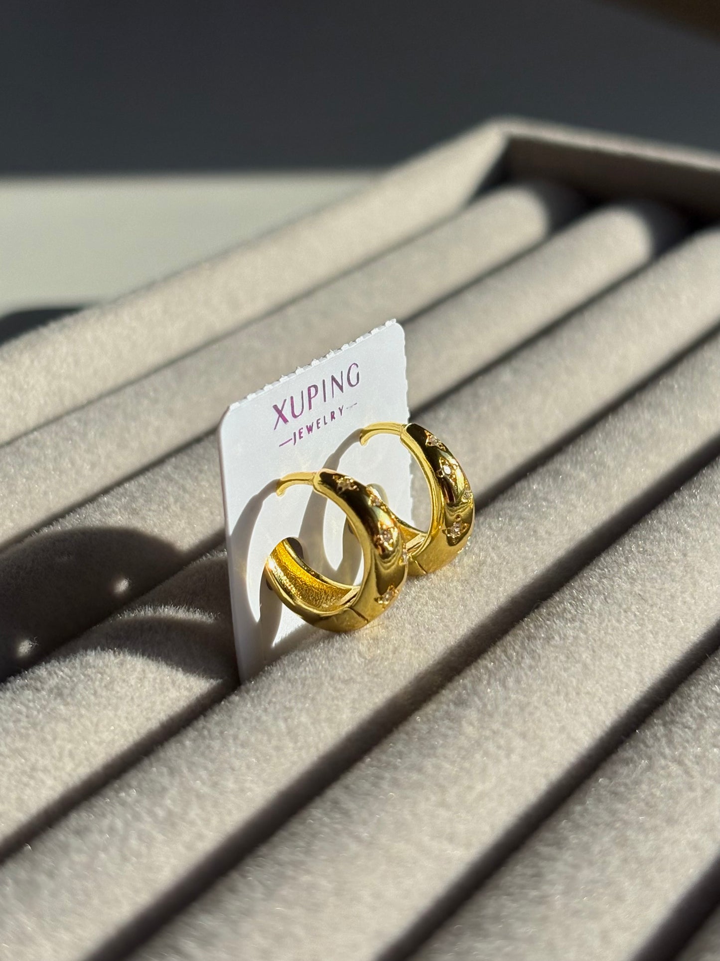 Xuping Çelik Küpe Kadın Sole Küpe Işıltılı Halka Model Eternal Sunshine