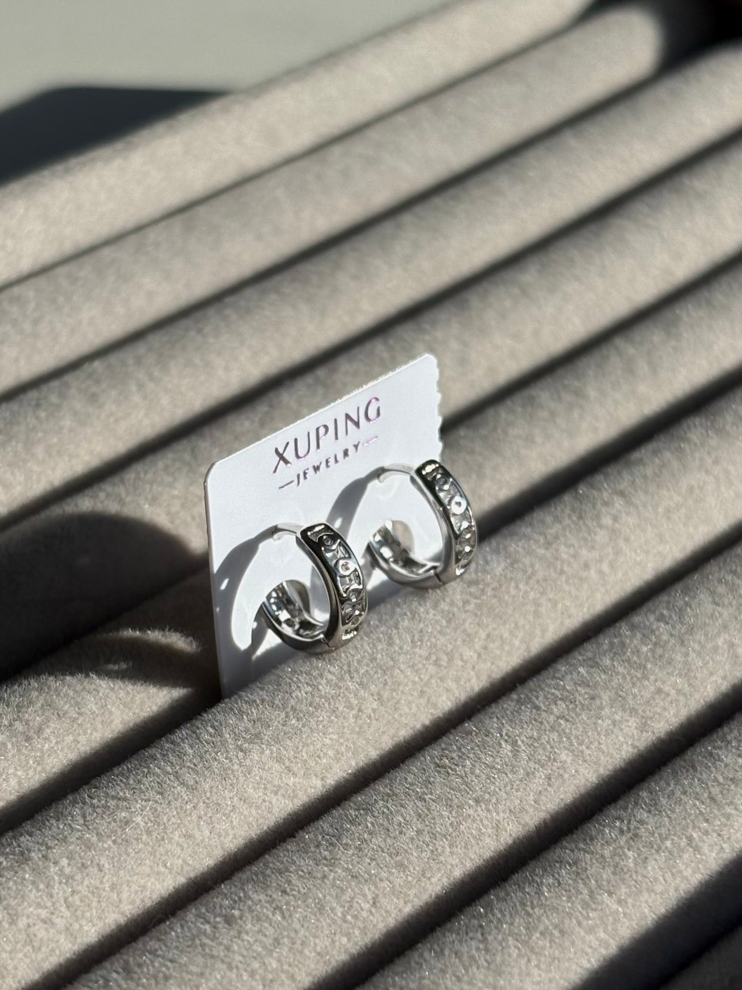 Xuping Çelik Küpe Riva Silver Küpe Işıltılı Halka Model Eternal Sunshine