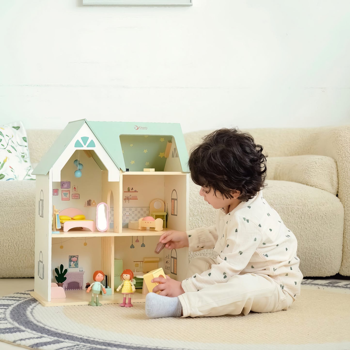 Ahşap Bebek Evi ve Mobilya Seti - Figürlü & 2 Katlı (31 Parça)