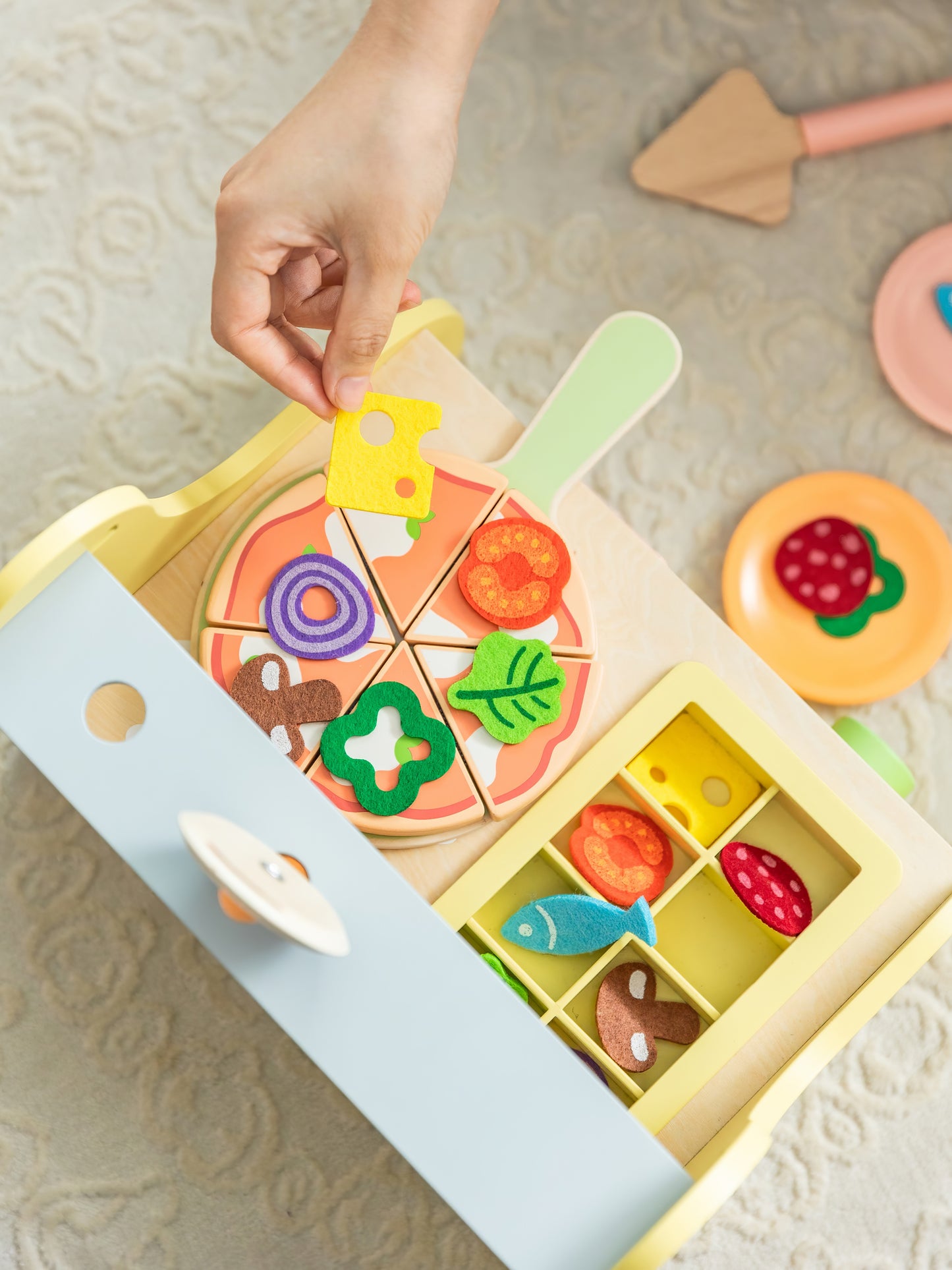 Ahşap Oyuncak Pizza Fırını ve Pişirme Seti (31 Parça)