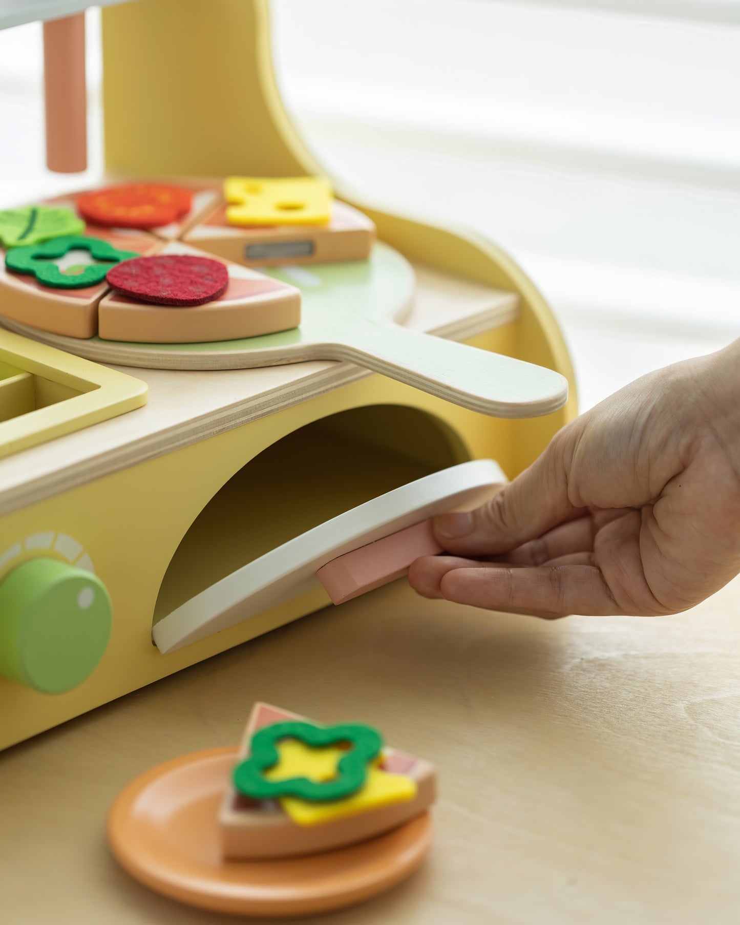 Ahşap Oyuncak Pizza Fırını ve Pişirme Seti (31 Parça)