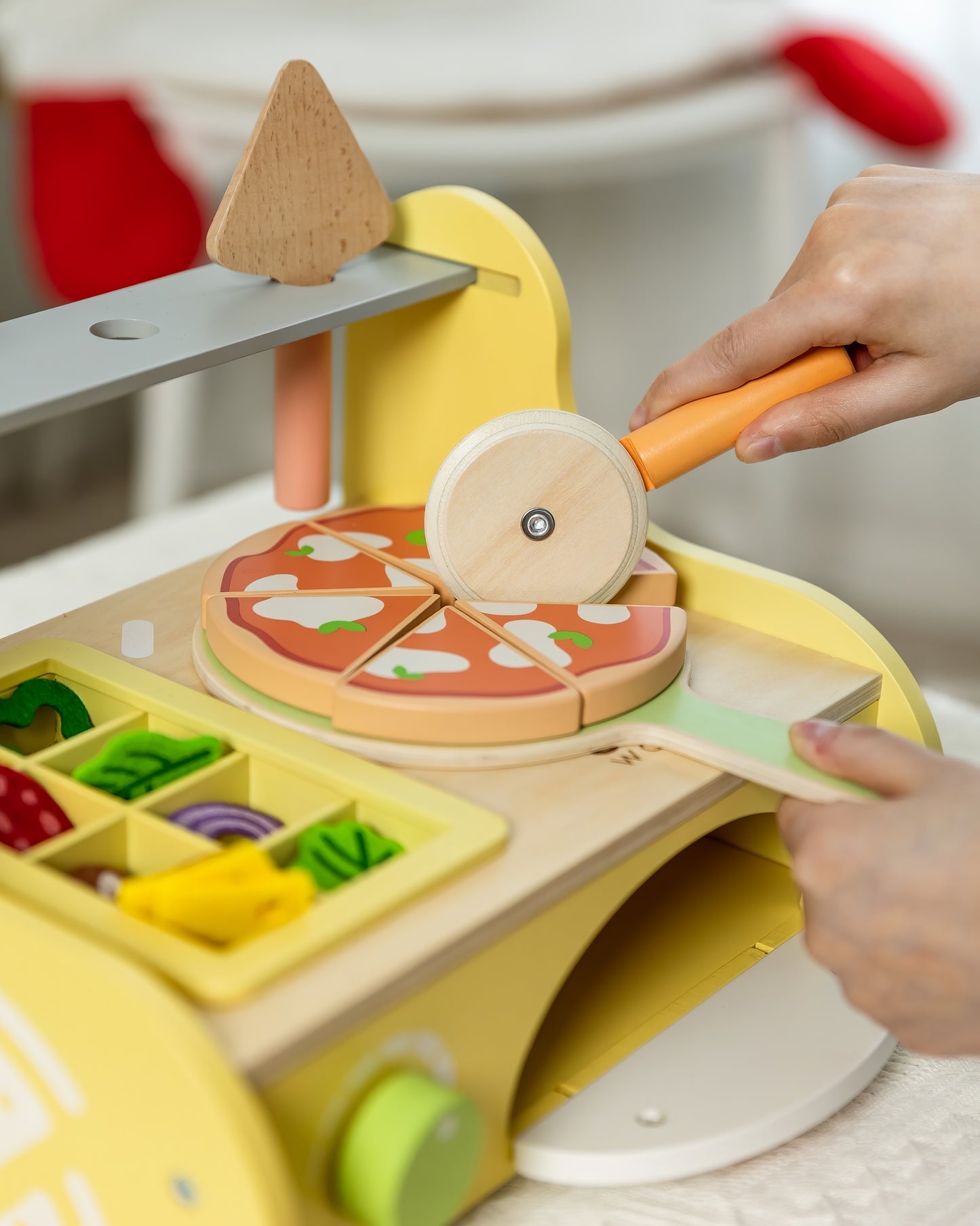 Ahşap Oyuncak Pizza Fırını ve Pişirme Seti (31 Parça)