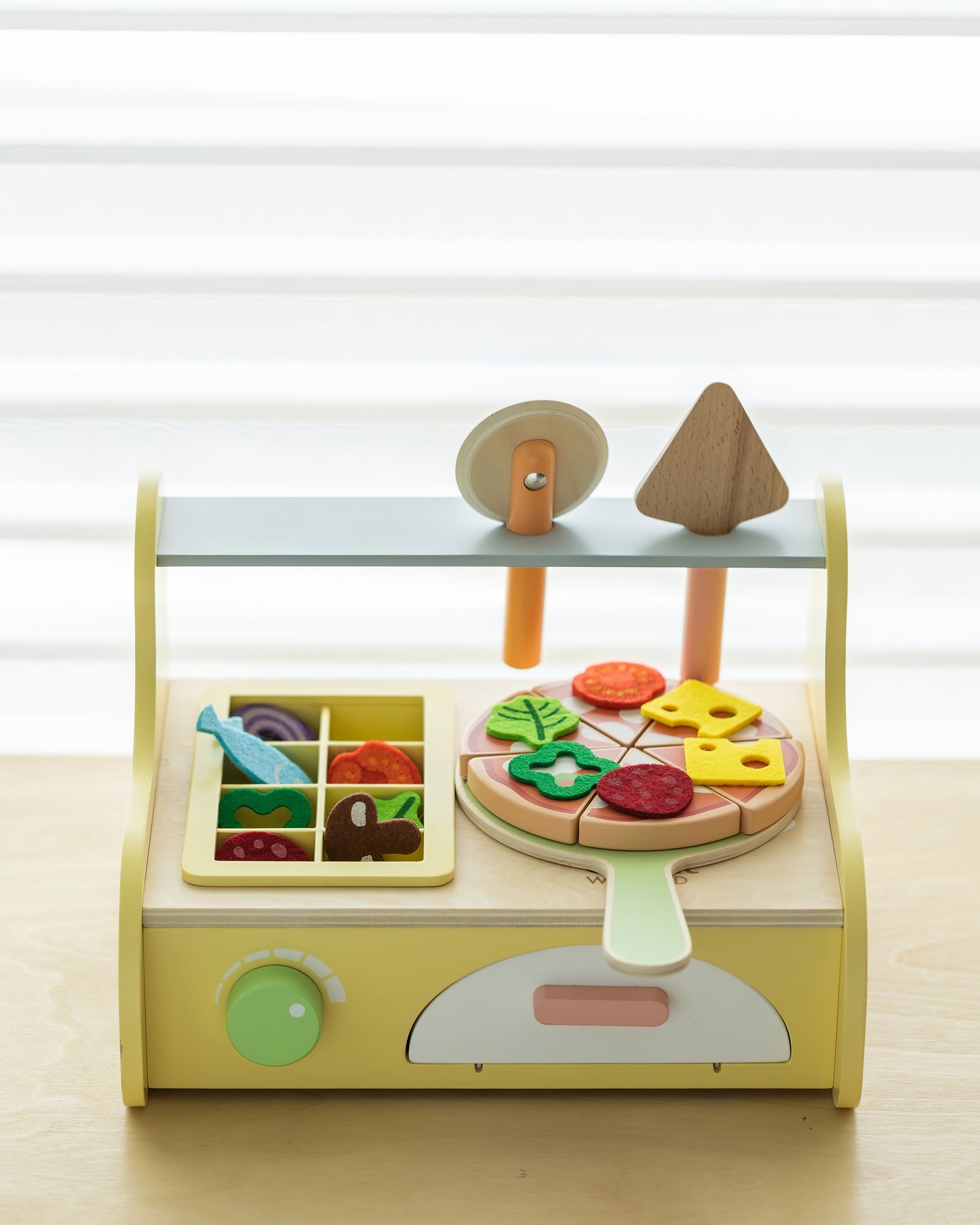 Ahşap Oyuncak Pizza Fırını ve Pişirme Seti (31 Parça)