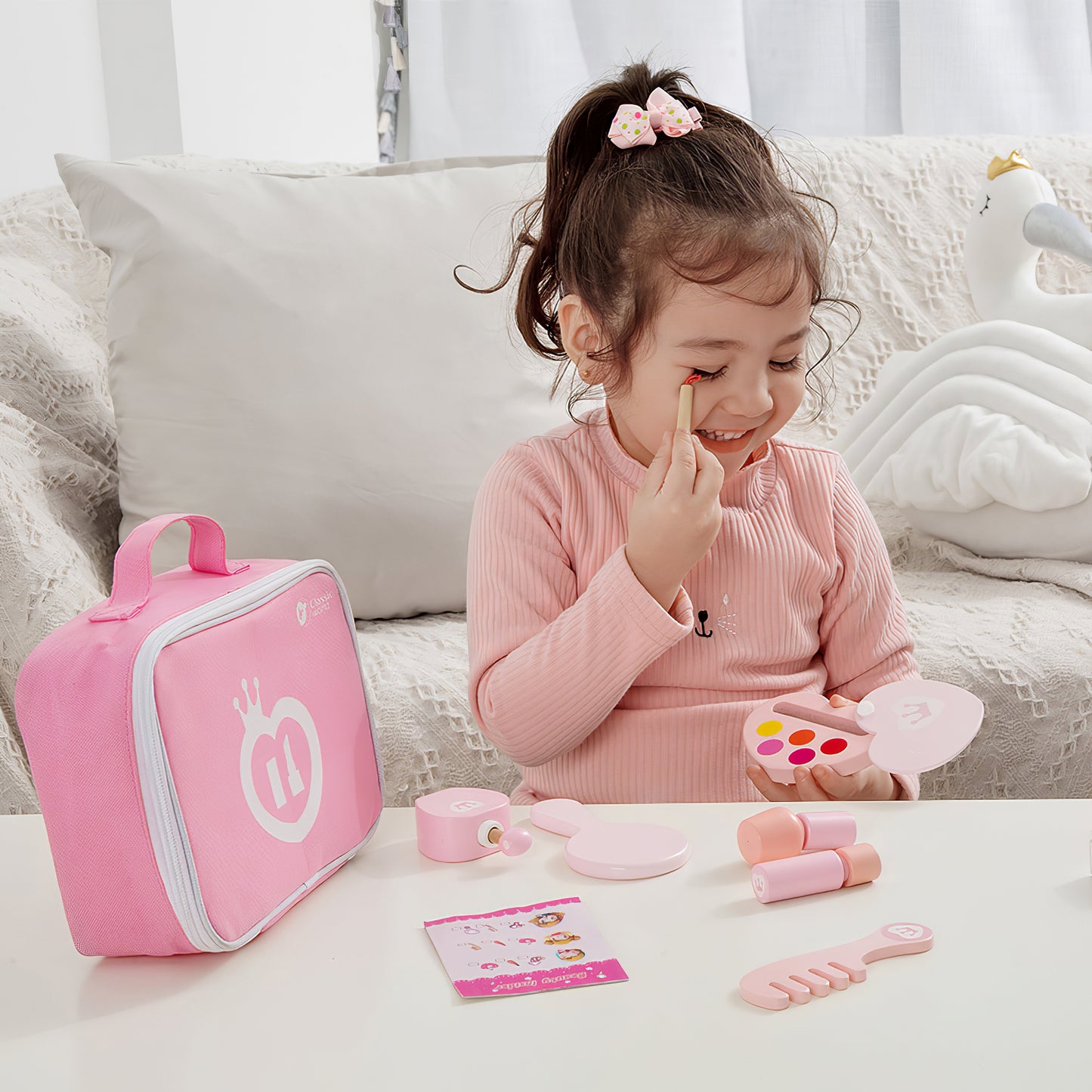 Montessori 12 Parçalı Ahşap Güzellik ve Makyaj Çantası