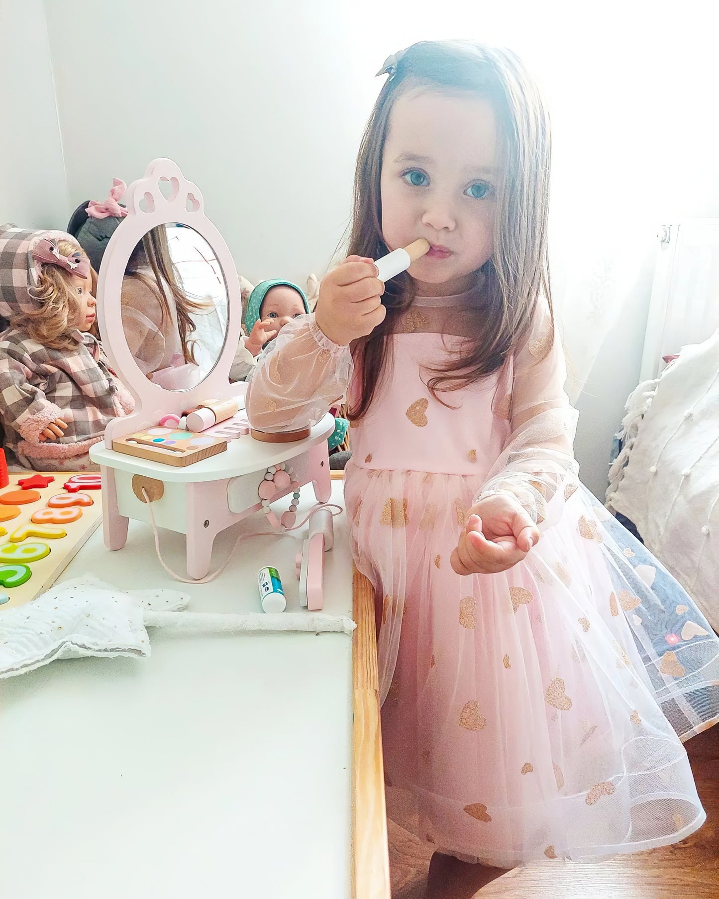 Montessori 11 Parçalı Pembe Ahşap Makyaj Masası ve Aksesuar Seti