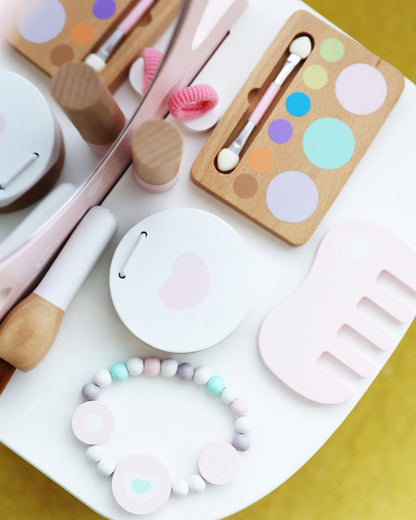 Montessori 11 Parçalı Pembe Ahşap Makyaj Masası ve Aksesuar Seti