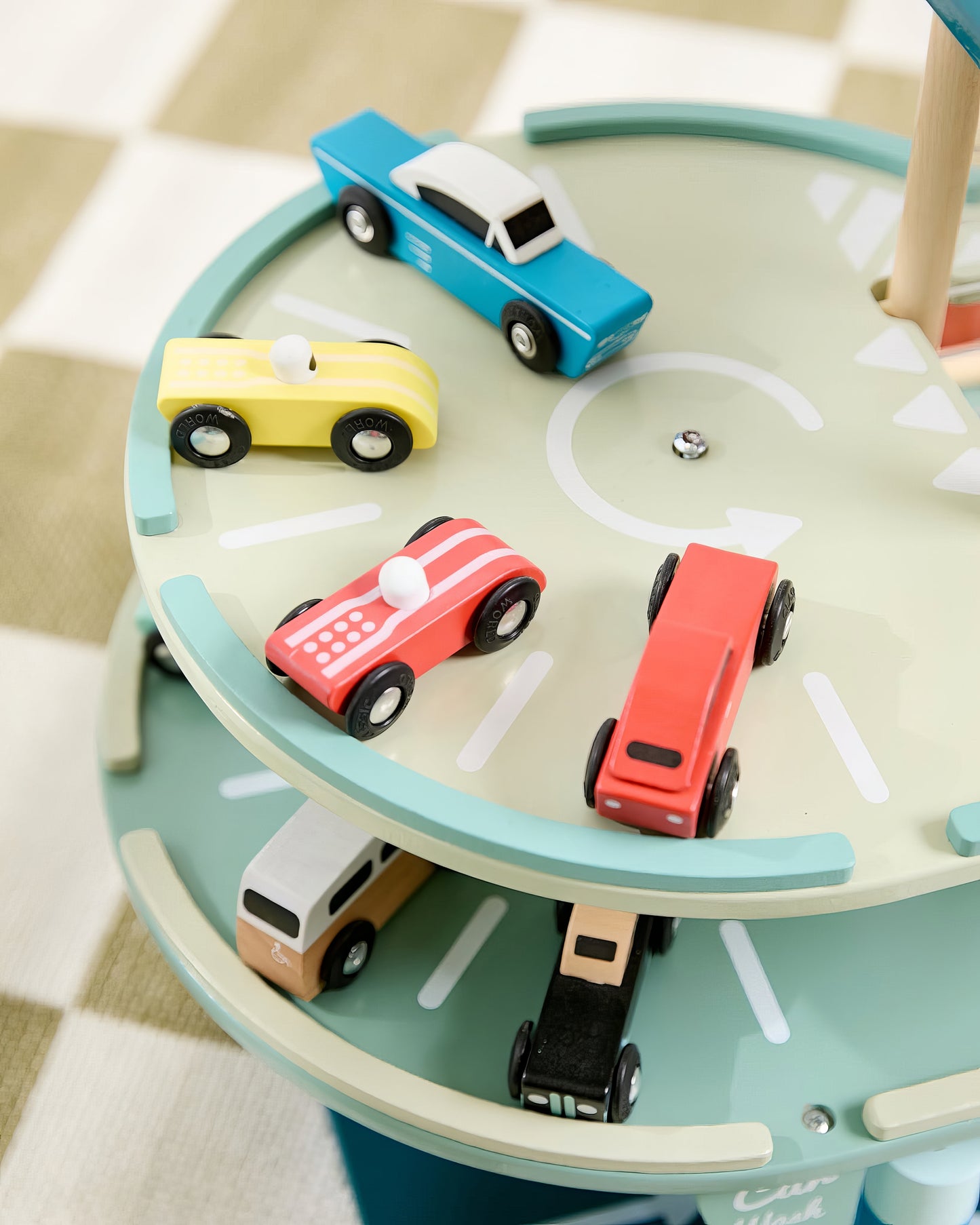 15 Parçalı Ahşap Vintage Garaj ve Çok Katlı Otopark