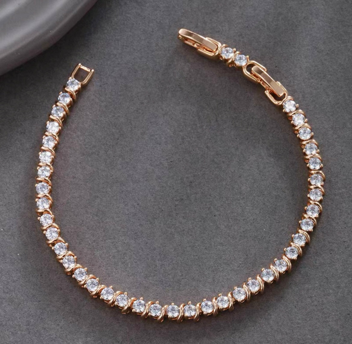 Xuping Çelik Bileklik Shine Taşlı Bileklik Işıltılı  Model Eternal Sunshine