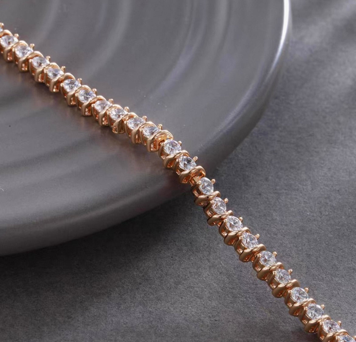 Xuping Çelik Bileklik Shine Taşlı Bileklik Işıltılı  Model Eternal Sunshine