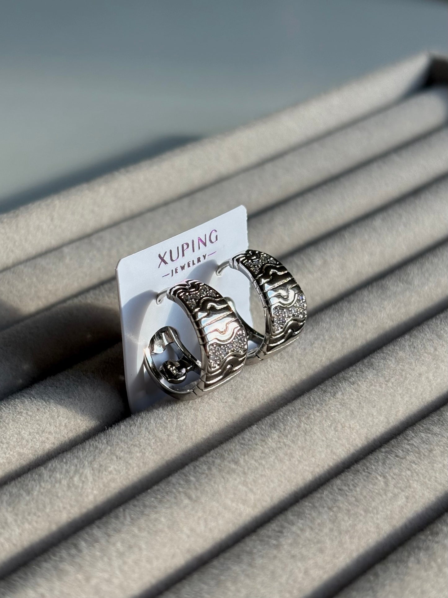 Xuping Çelik Küpe Kadın Vera Silver Küpe Işıltılı Halka Model Eternal Sunshine