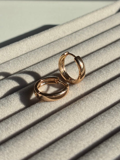 Xuping Çelik Küpe Kadın Core Rose Taşlı Küpe Işıltılı Halka Model Eternal Sunshine