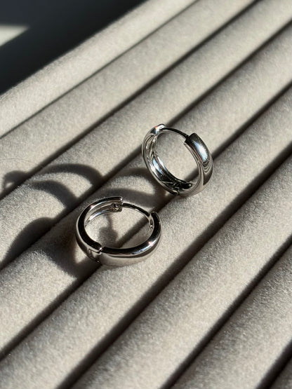 Xuping Çelik Küpe Kadın Core Silver Taşlı Küpe Işıltılı Halka Model Eternal Sunshine