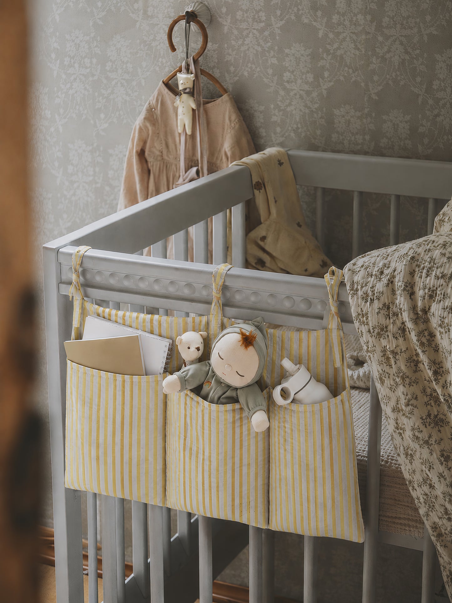 Bebek çocuk beşik yatak Kenarı Düzenleyici Beşik Organizeri Bebek Yatak Kenarı Düzenleyici Cepli Beşik Organizeri 48x23 cm